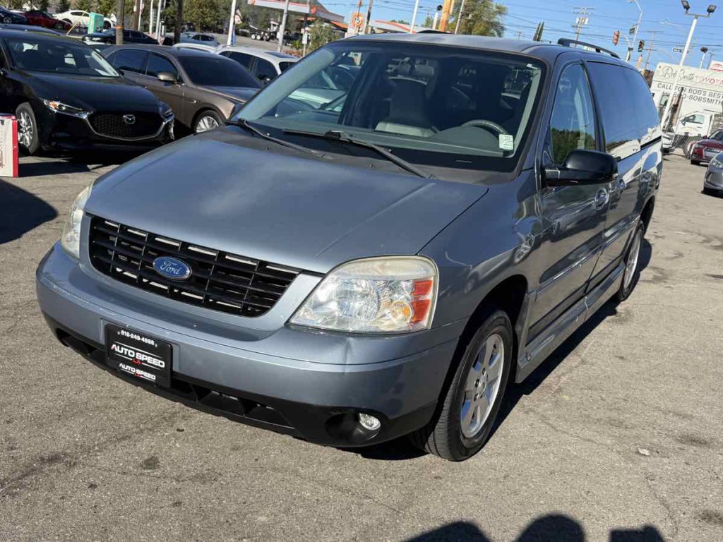 2004 Ford Freestar Image 7