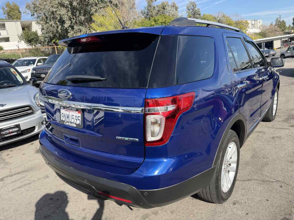 2014 Ford Explorer Image 9