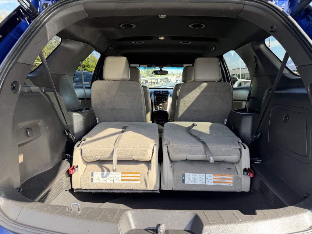 2014 Ford Explorer Image 17