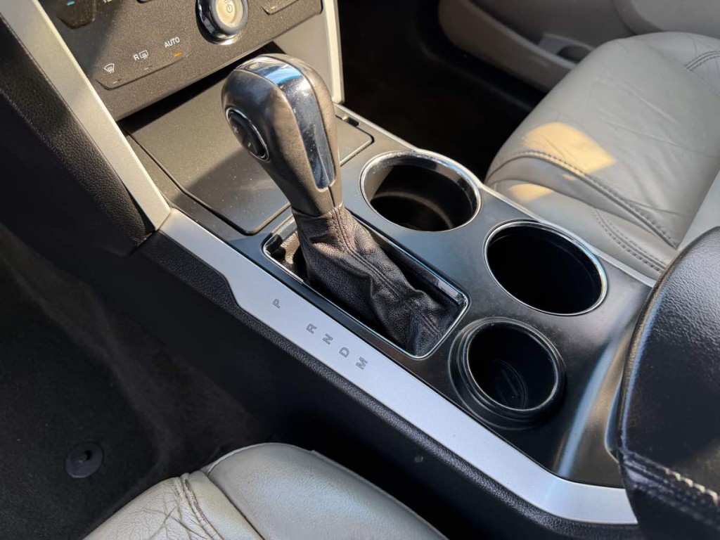 2014 Ford Explorer Image 23