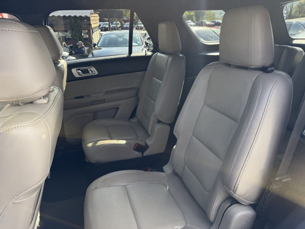 2014 Ford Explorer Image 26