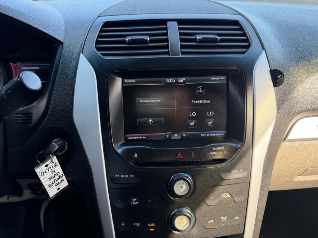 2014 Ford Explorer Image 30
