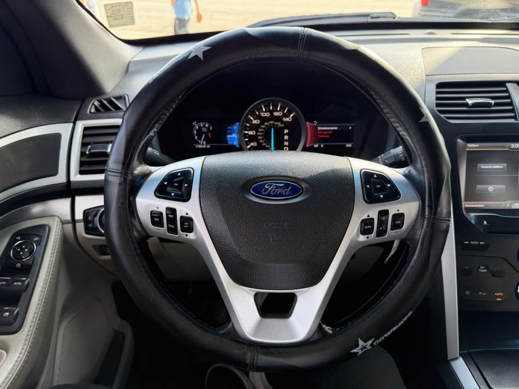 2014 Ford Explorer Image 34