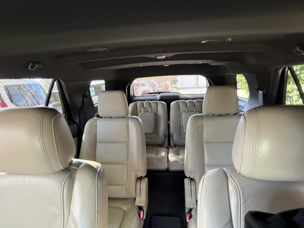 2014 Ford Explorer Image 35
