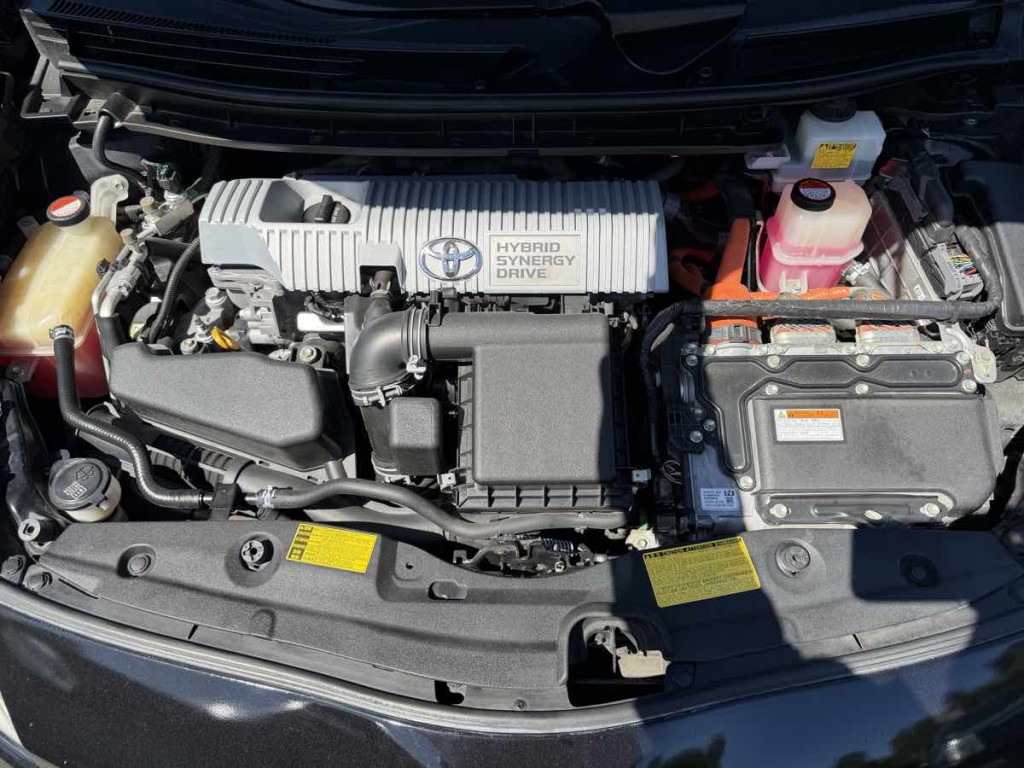 2014 Toyota Prius Image 18