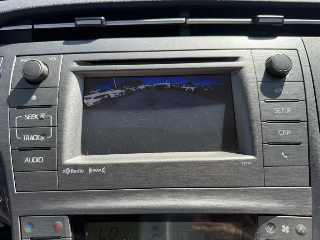 2014 Toyota Prius Image 21