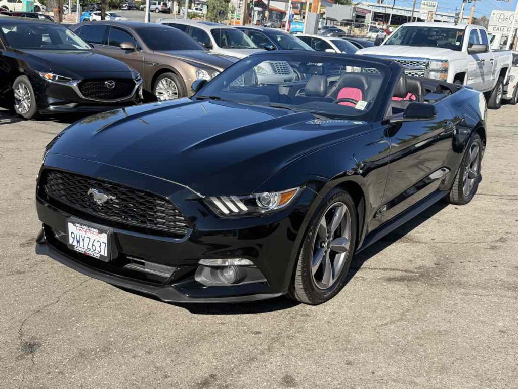 2015 Ford Mustang Image 2