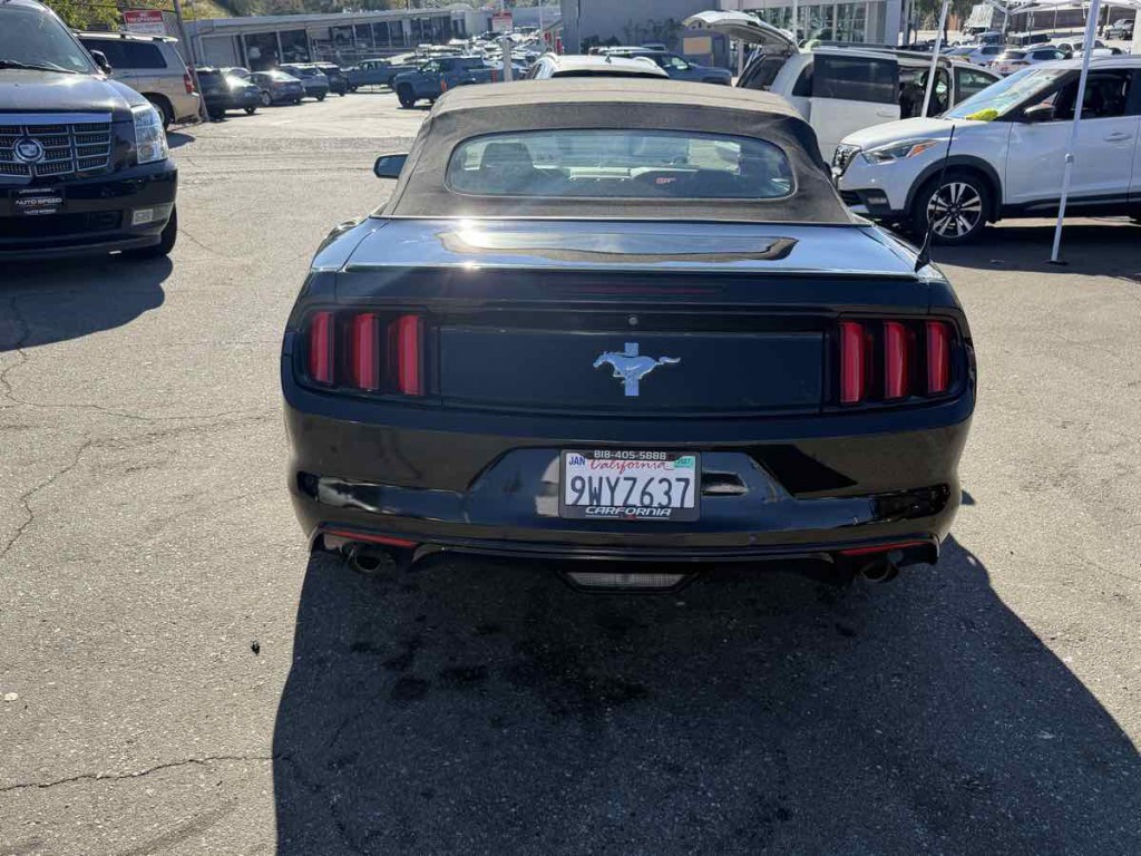 2015 Ford Mustang Image 9