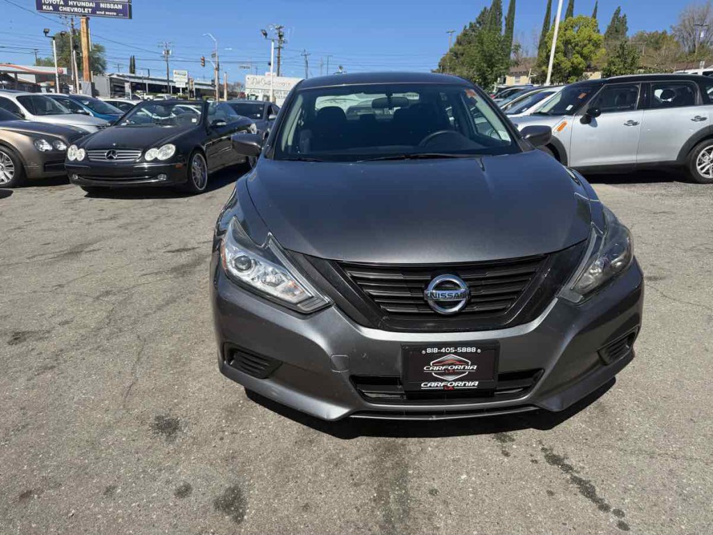 2016 Nissan Altima Image 2