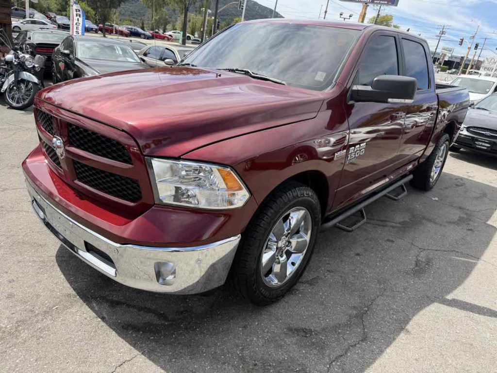 2019 RAM 1500 Image 3