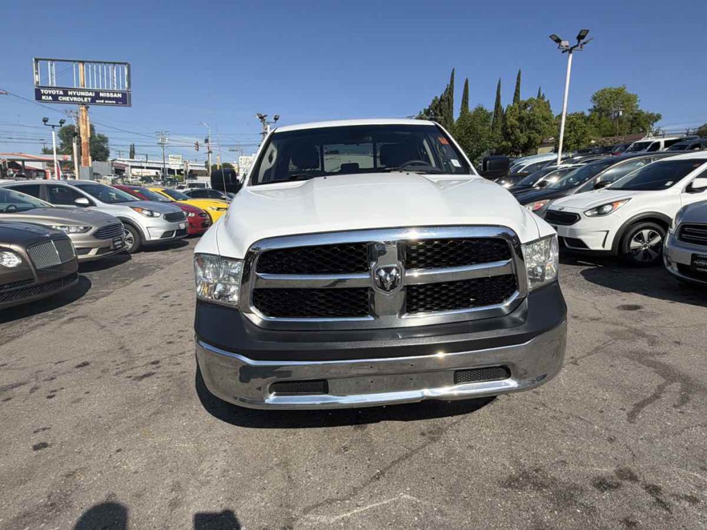 2018 RAM 1500 Image 2