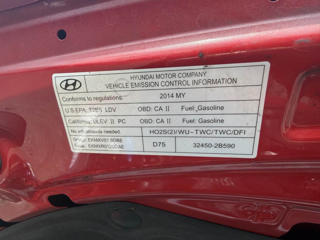 2014 Hyundai Accent Image 21
