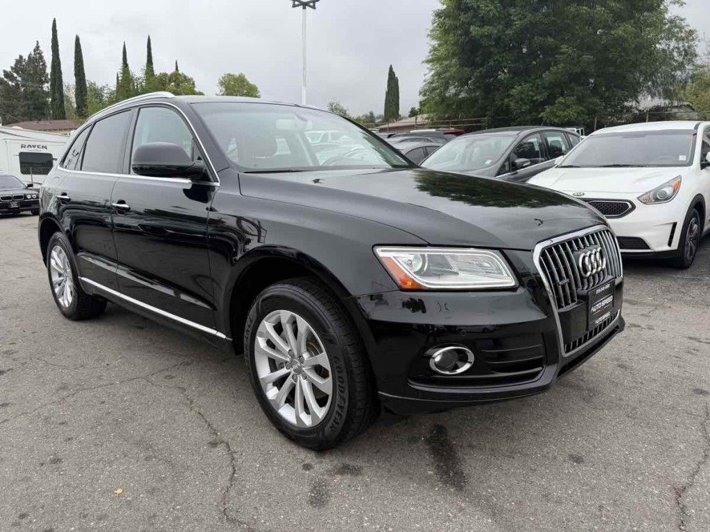 2015 Audi Q5 Image 1