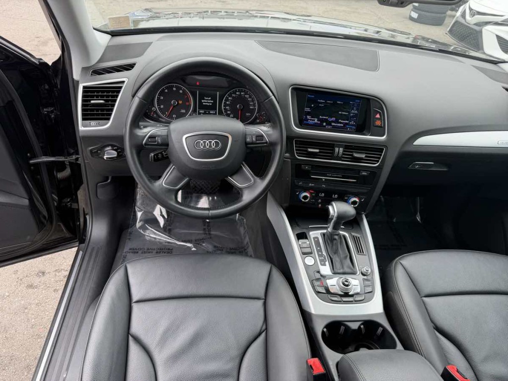 2015 Audi Q5 Image 12