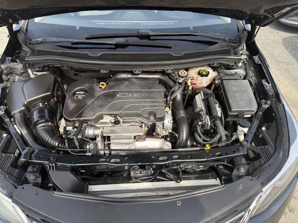 2018 Chevrolet Cruze Image 17