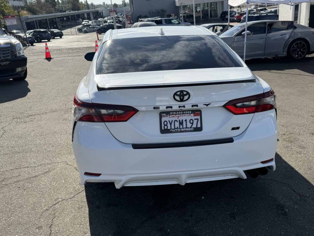 2021 Toyota Camry Image 5