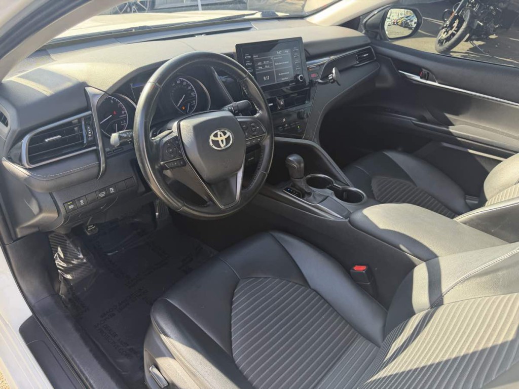 2021 Toyota Camry Image 9