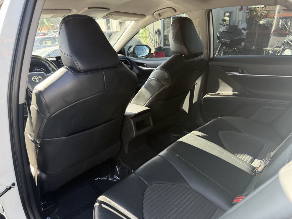 2021 Toyota Camry Image 13