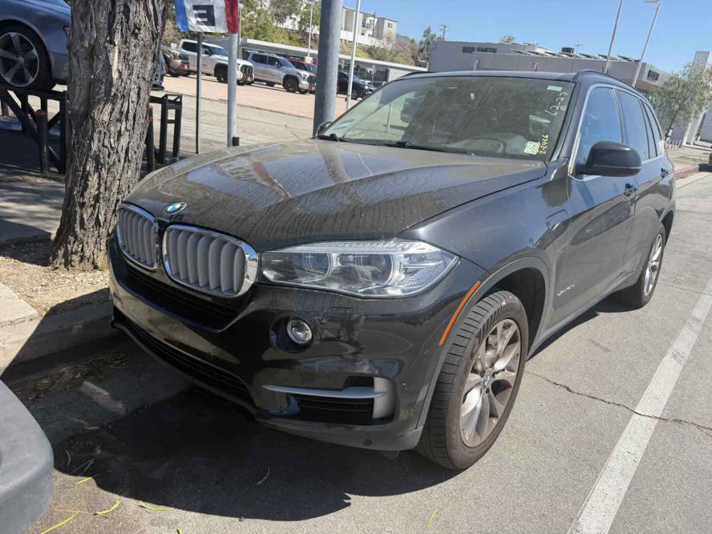 2016 BMW X5 Image 1