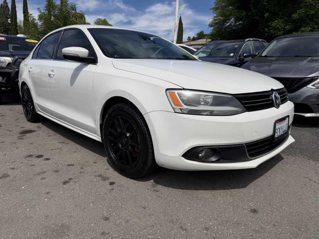 2014 Volkswagen Jetta Image 1