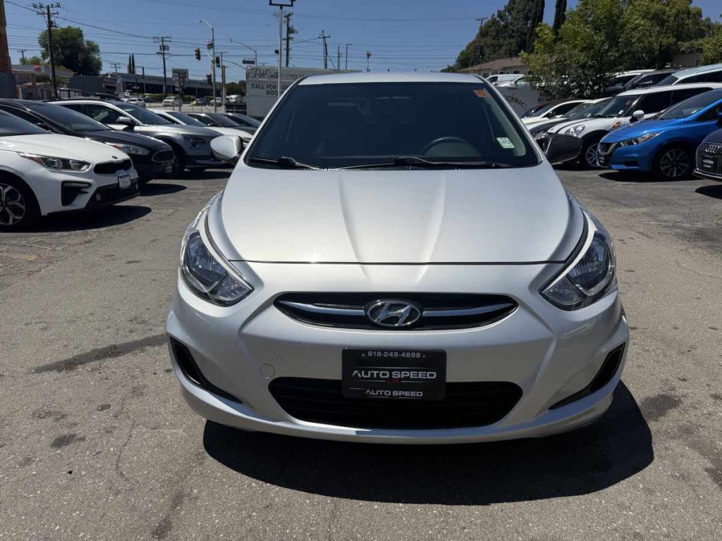 2017 Hyundai Accent Image 2