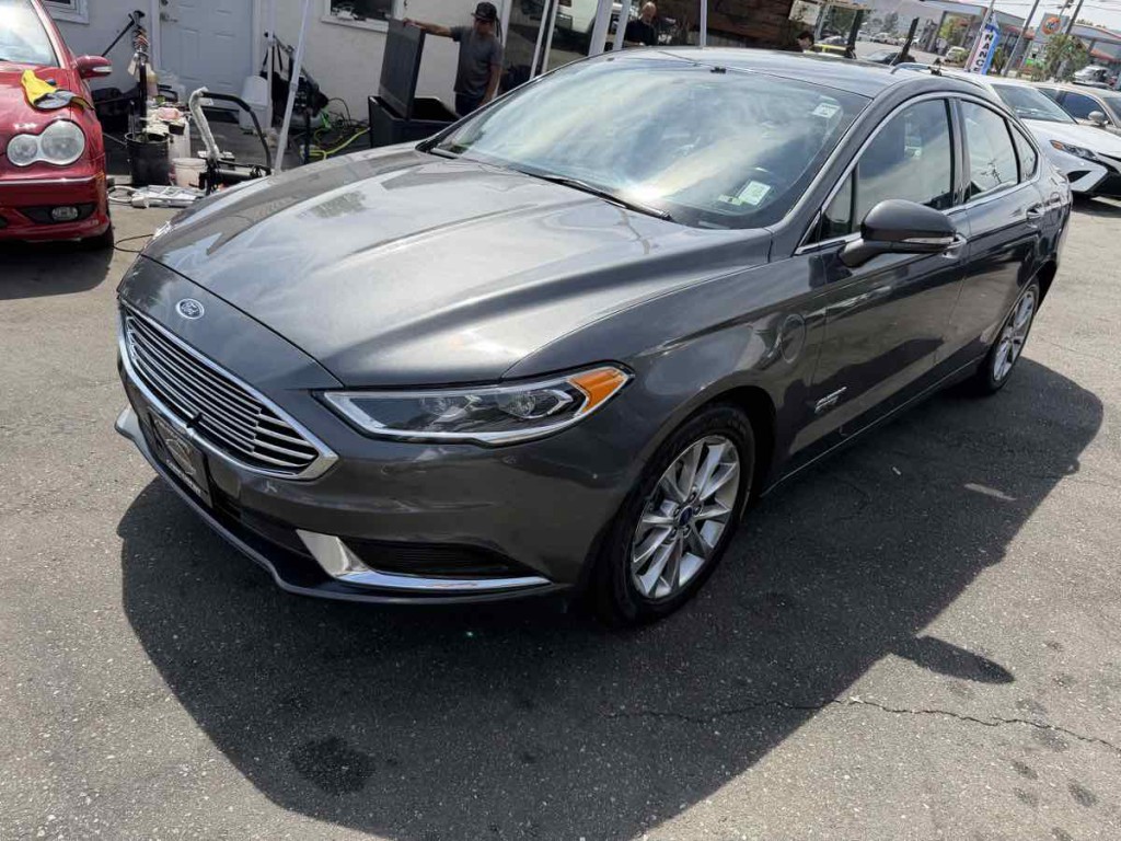 2018 Ford Fusion Image 3