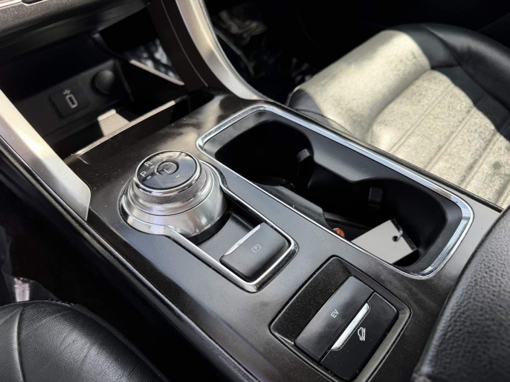 2018 Ford Fusion Image 23