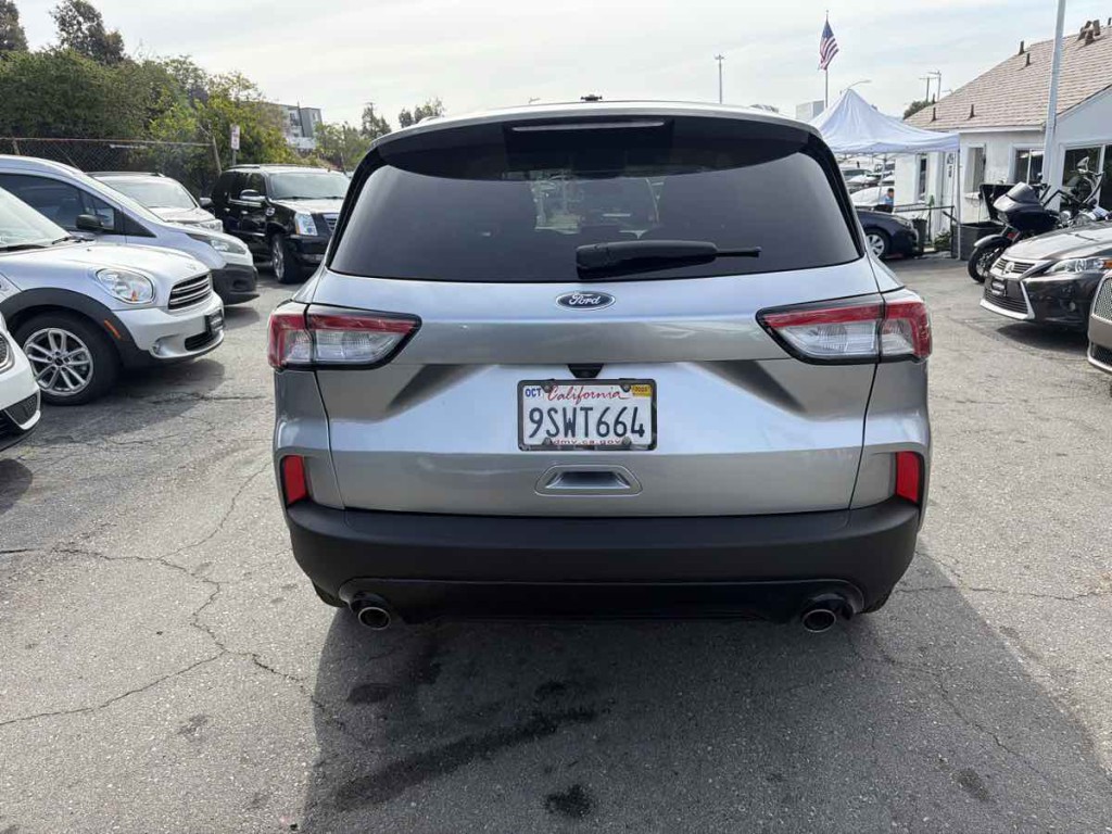 2022 Ford Escape Image 4