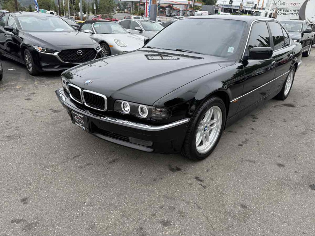 2000 BMW 7 Series Image 7