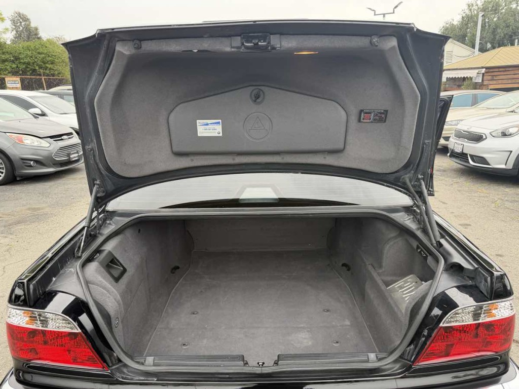 2000 BMW 7 Series Image 21