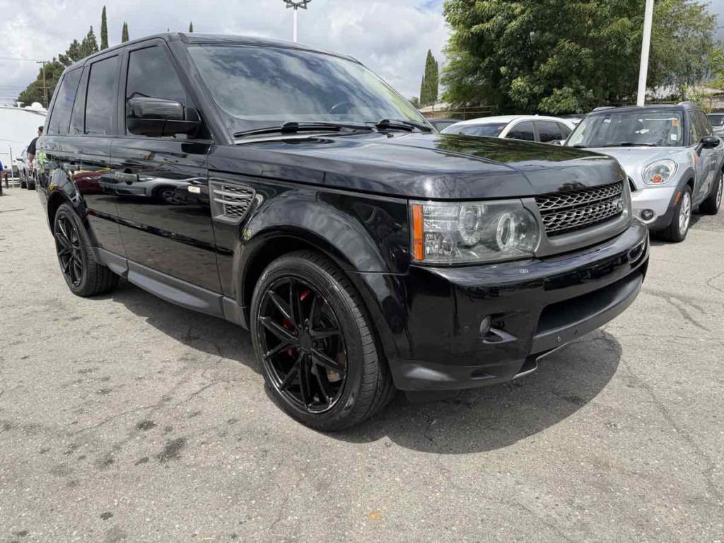2011 Land Rover Range Rover Sport Image 1