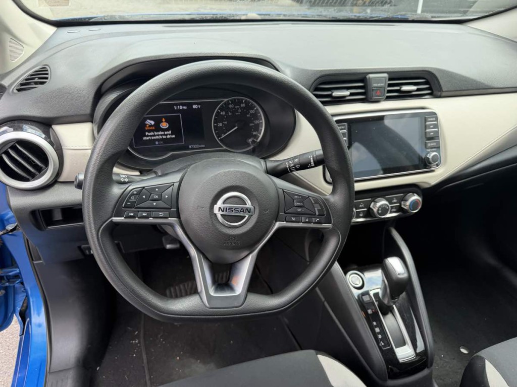 2021 Nissan Versa Image 22