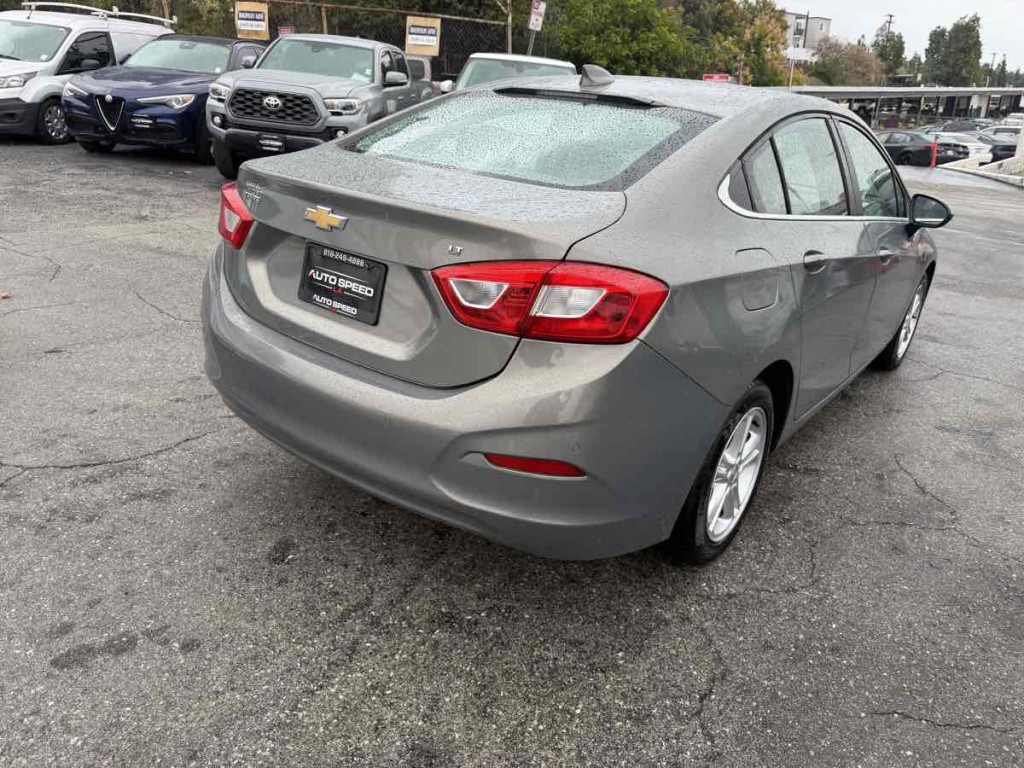 2017 Chevrolet Cruze Image 6