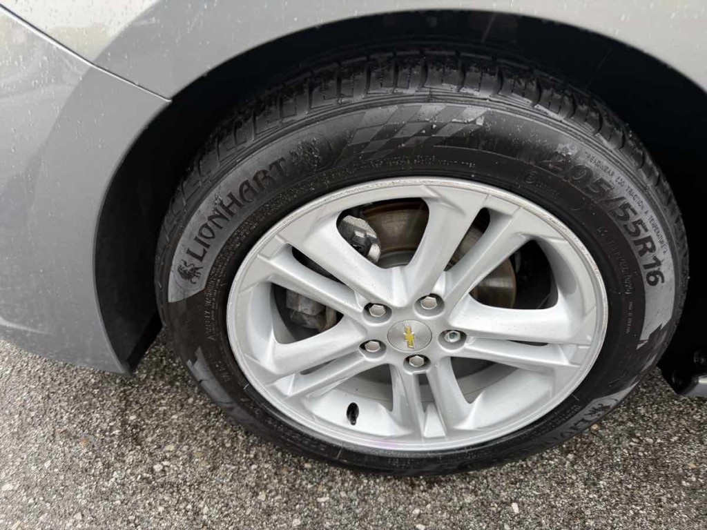 2017 Chevrolet Cruze Image 7