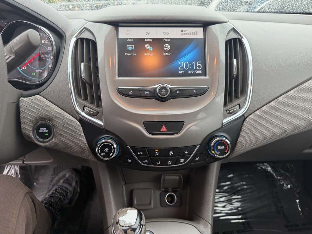 2017 Chevrolet Cruze Image 14