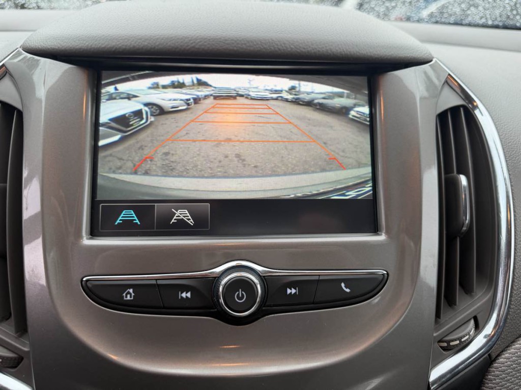 2017 Chevrolet Cruze Image 15