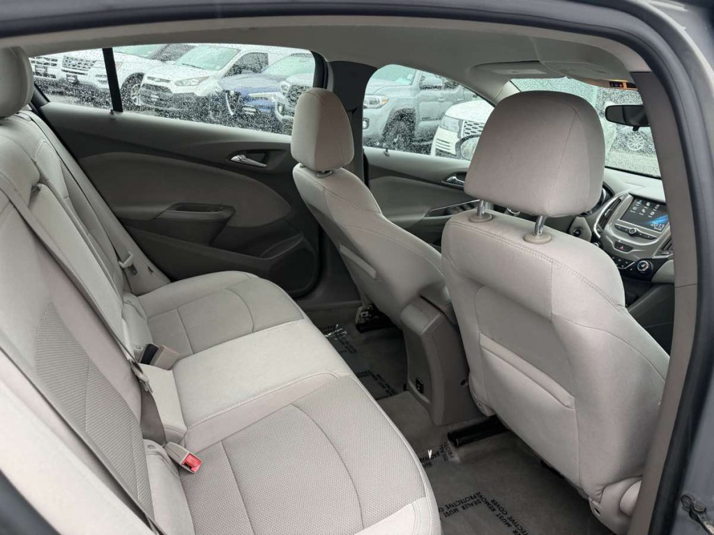 2017 Chevrolet Cruze Image 17