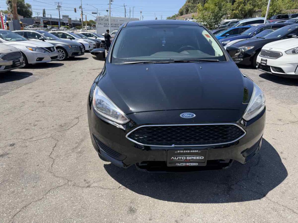 2016 Ford Focus Image 2