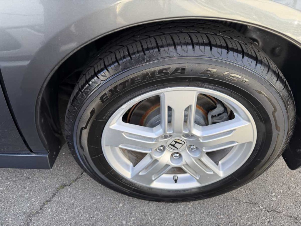 2012 Honda Odyssey Image 4