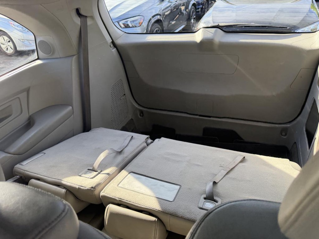 2012 Honda Odyssey Image 15