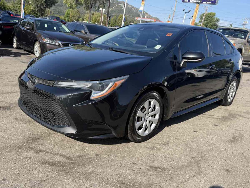 2021 Toyota Corolla Image 3