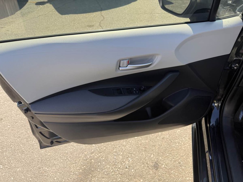 2021 Toyota Corolla Image 8