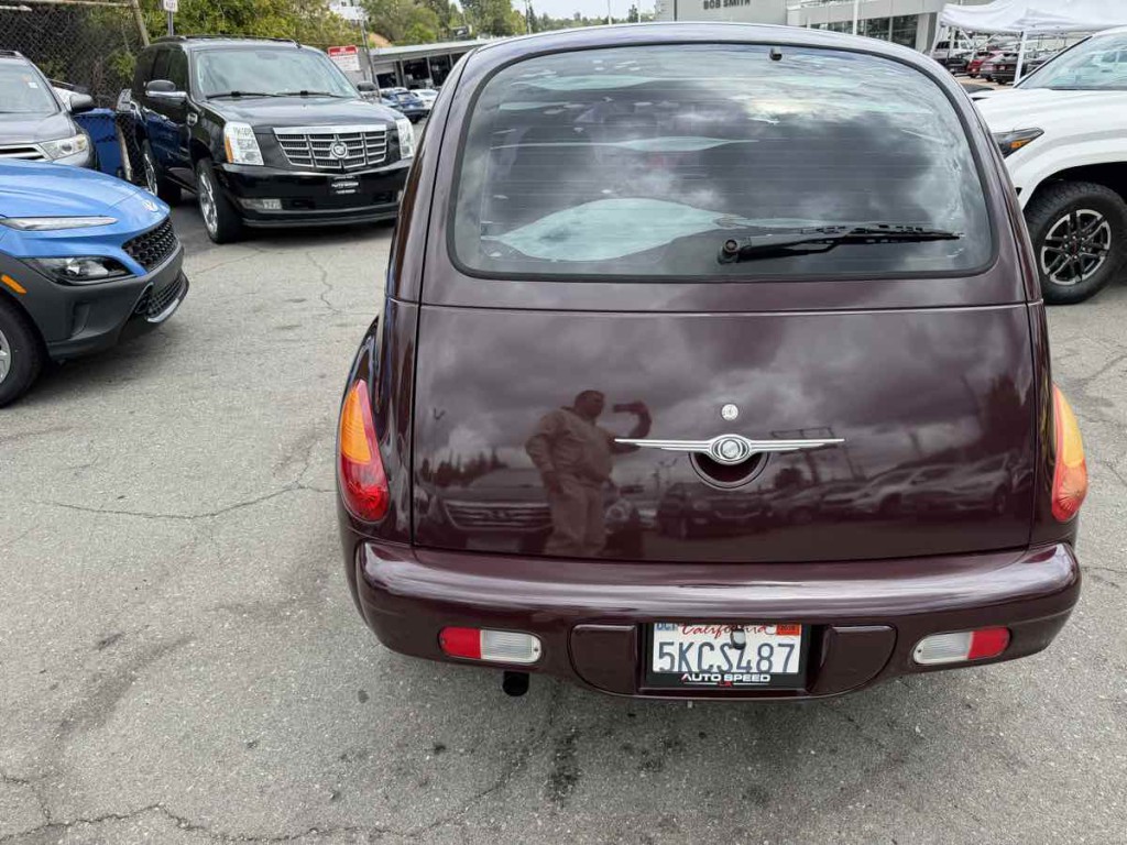 2005 Chrysler PT Cruiser Image 5