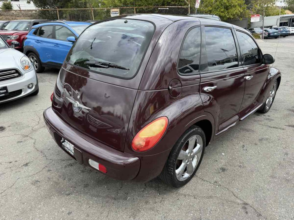 2005 Chrysler PT Cruiser Image 6