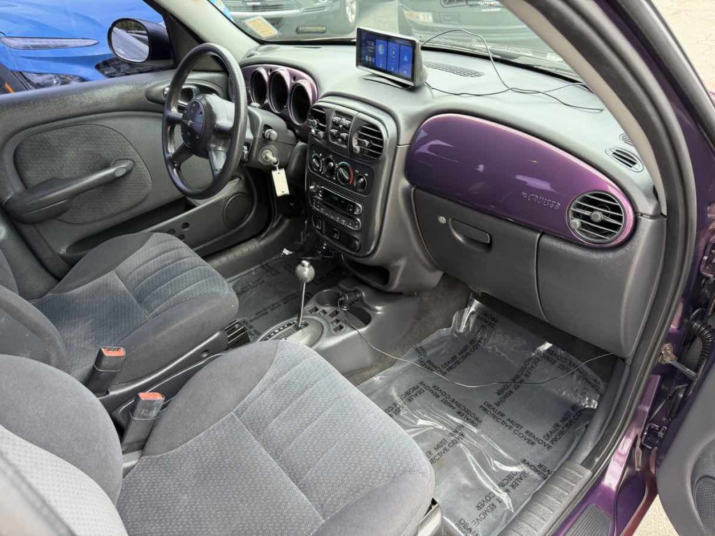 2005 Chrysler PT Cruiser Image 13