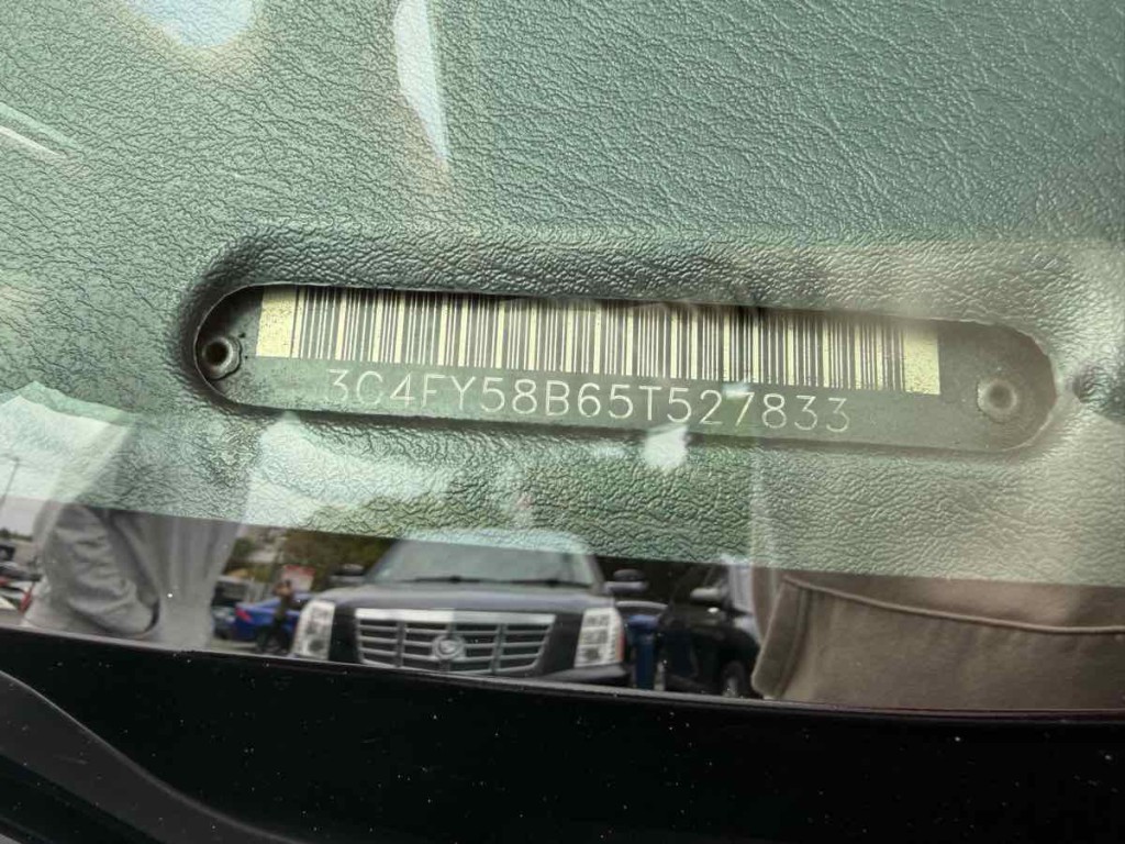 2005 Chrysler PT Cruiser Image 18