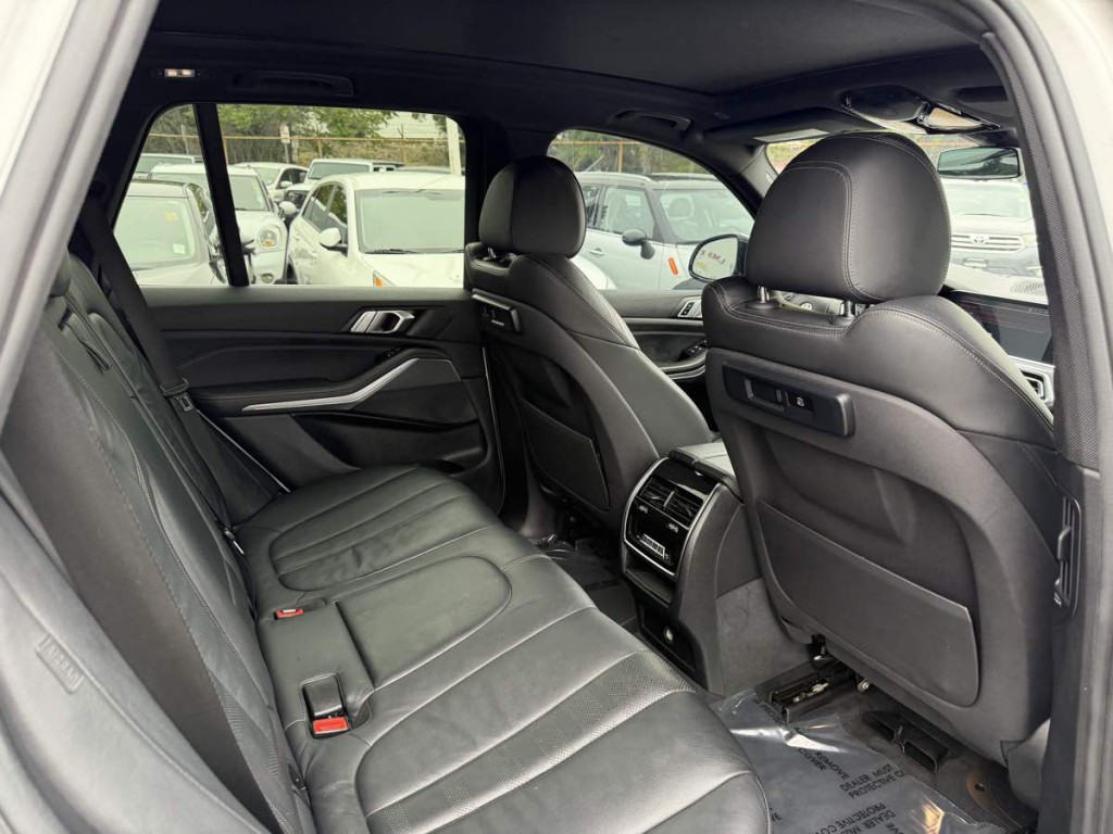 2019 BMW X5 Image 15