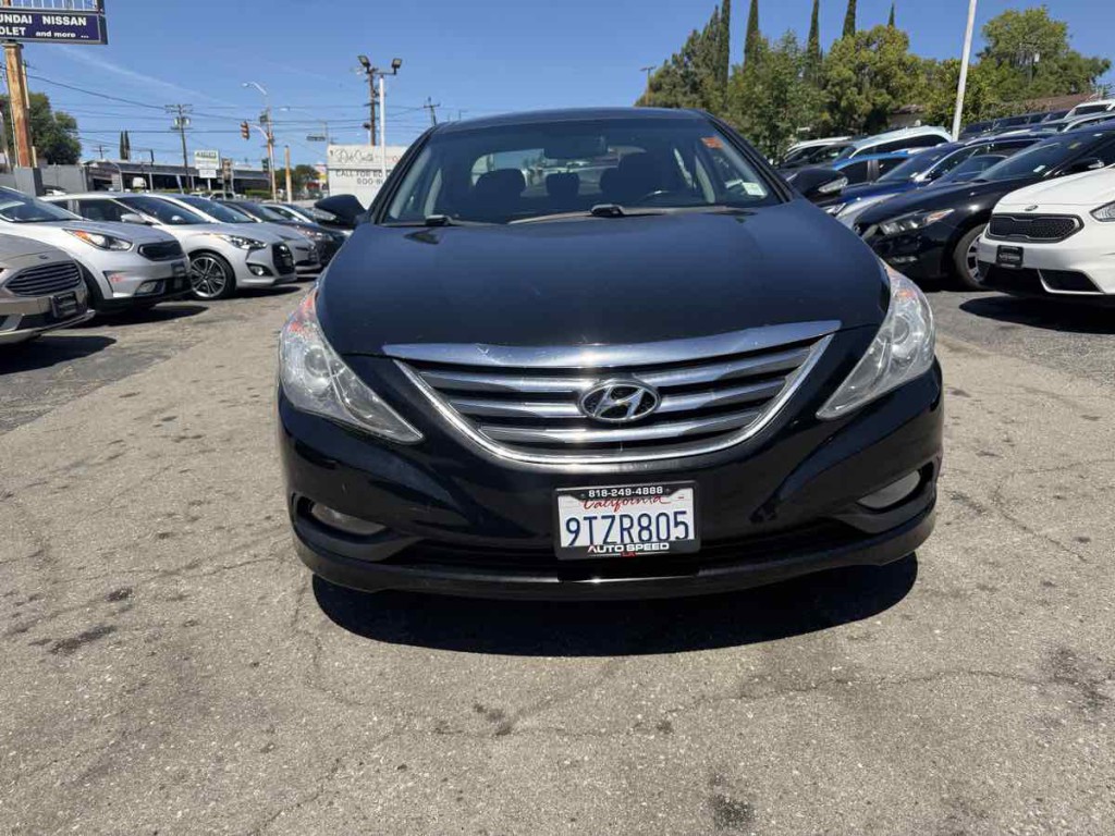 2014 Hyundai Sonata Image 2