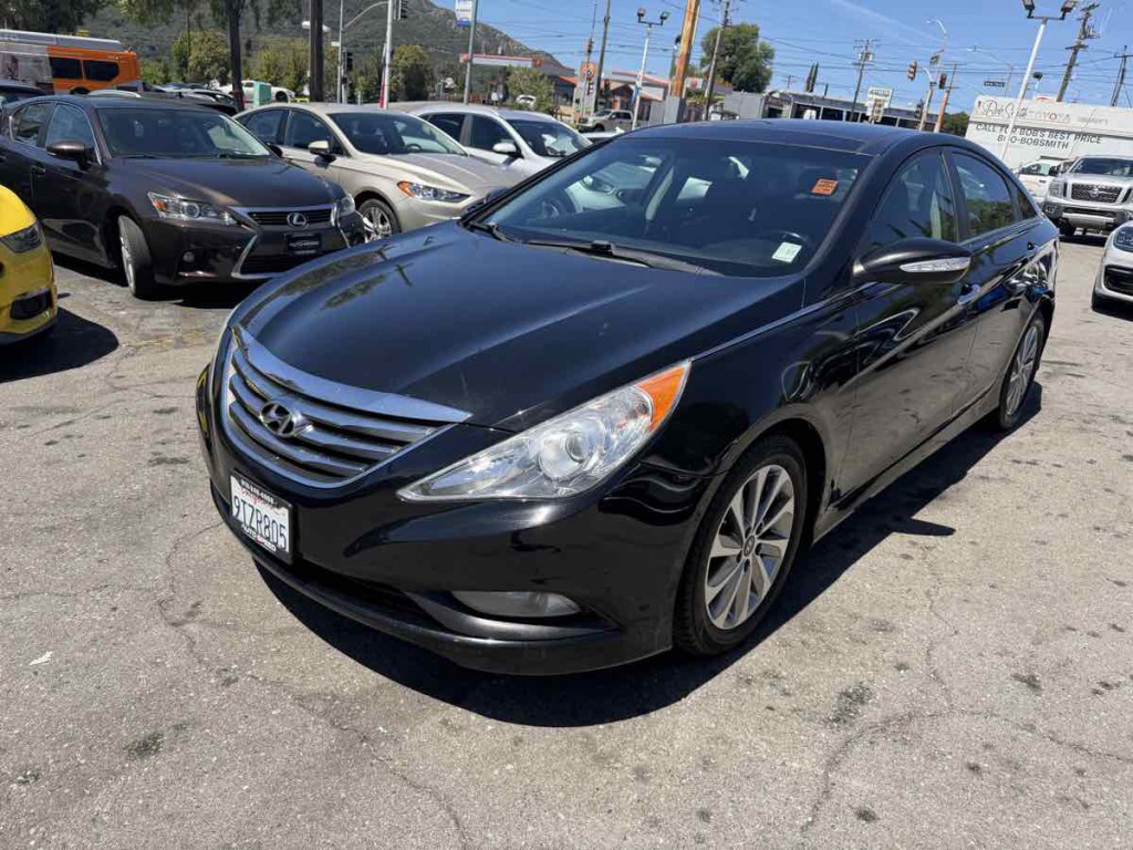 2014 Hyundai Sonata Image 3