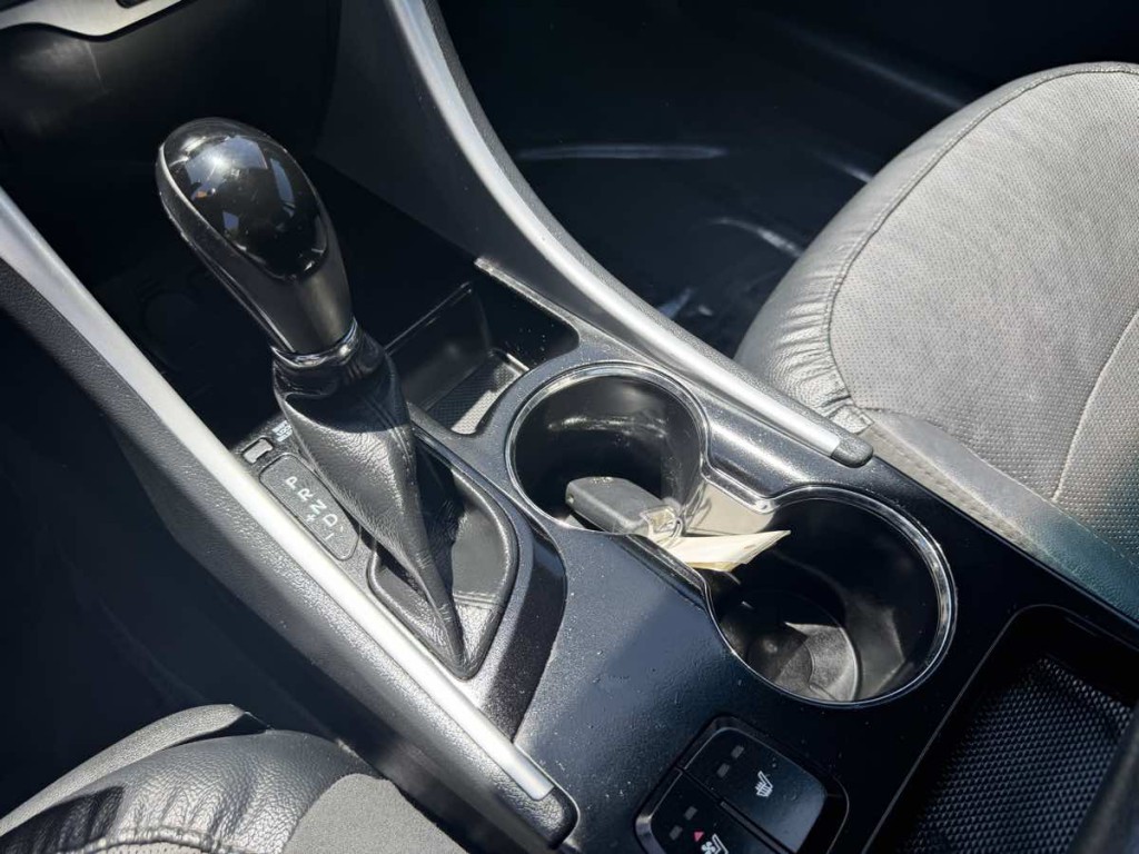 2014 Hyundai Sonata Image 21